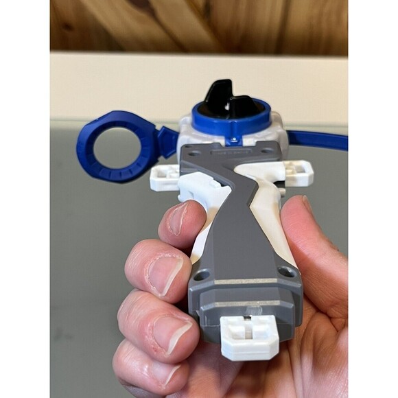 Beyblade Burst Launcher White Gray Blue - Picture 6 of 6